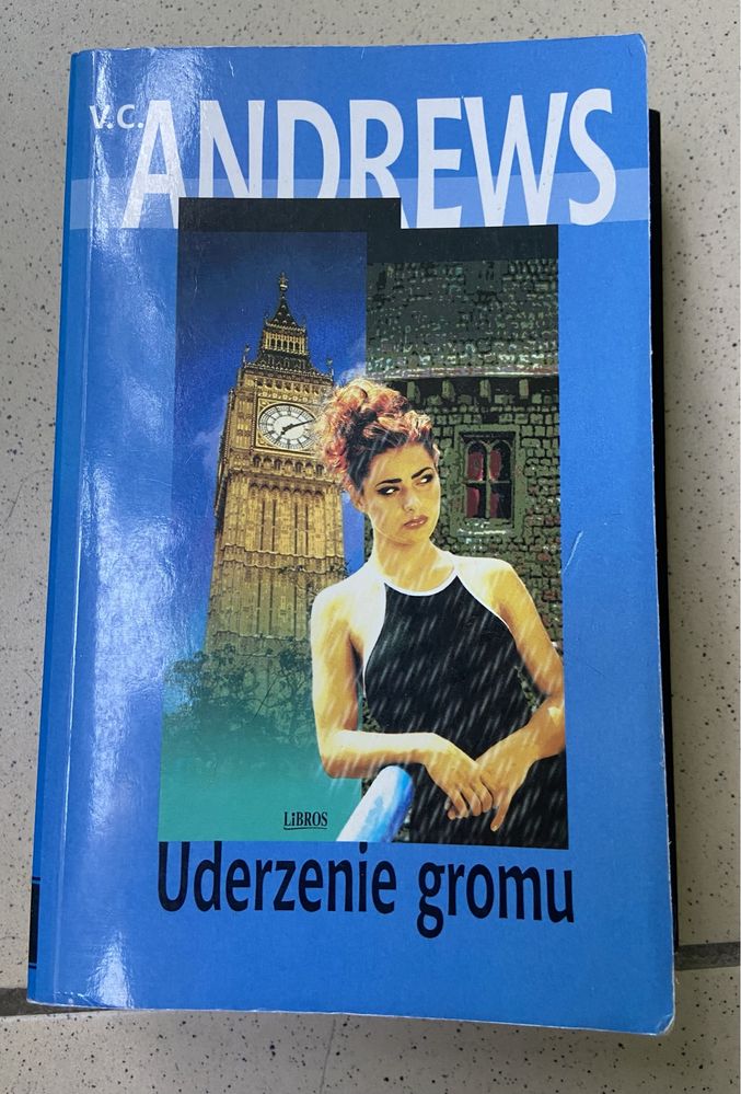 Uderzenie gromu . V.C. Andrews