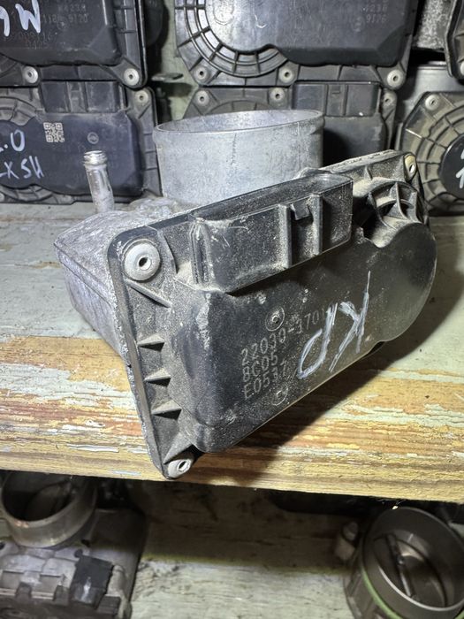 Дроссельная заслонка Toyota Corolla, Auris 150 1.6 2203037010