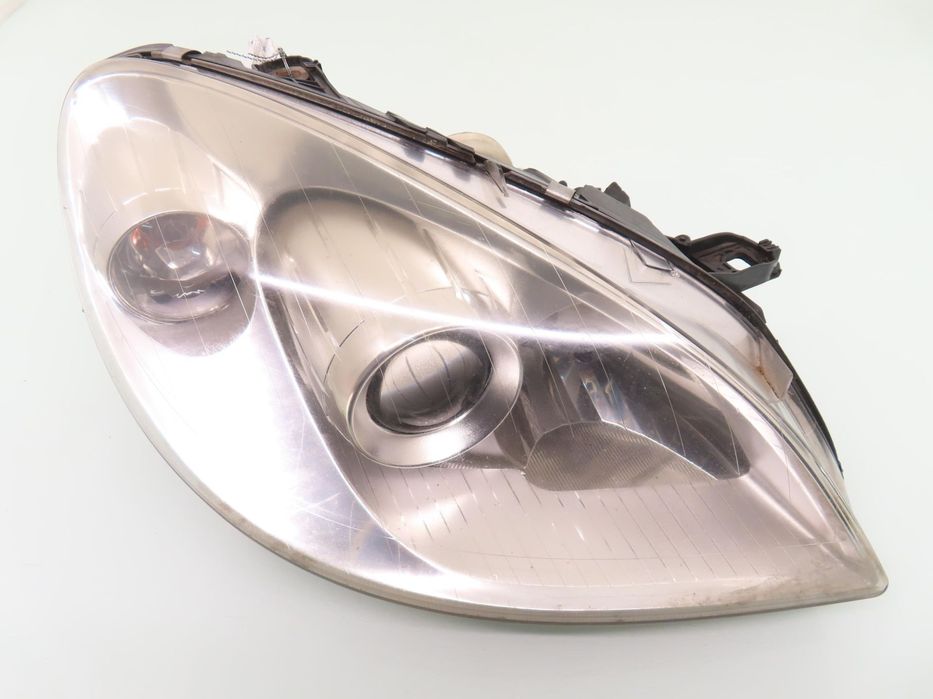 LAMPA PRAWA PRZEDNIA MERCEDES W245