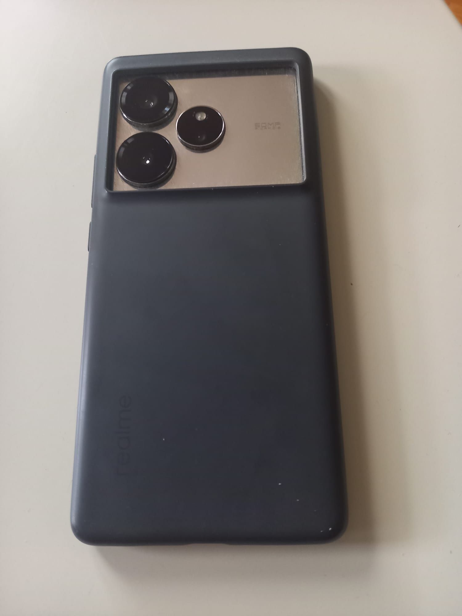 Sprzedam Realme GT 6  12.256