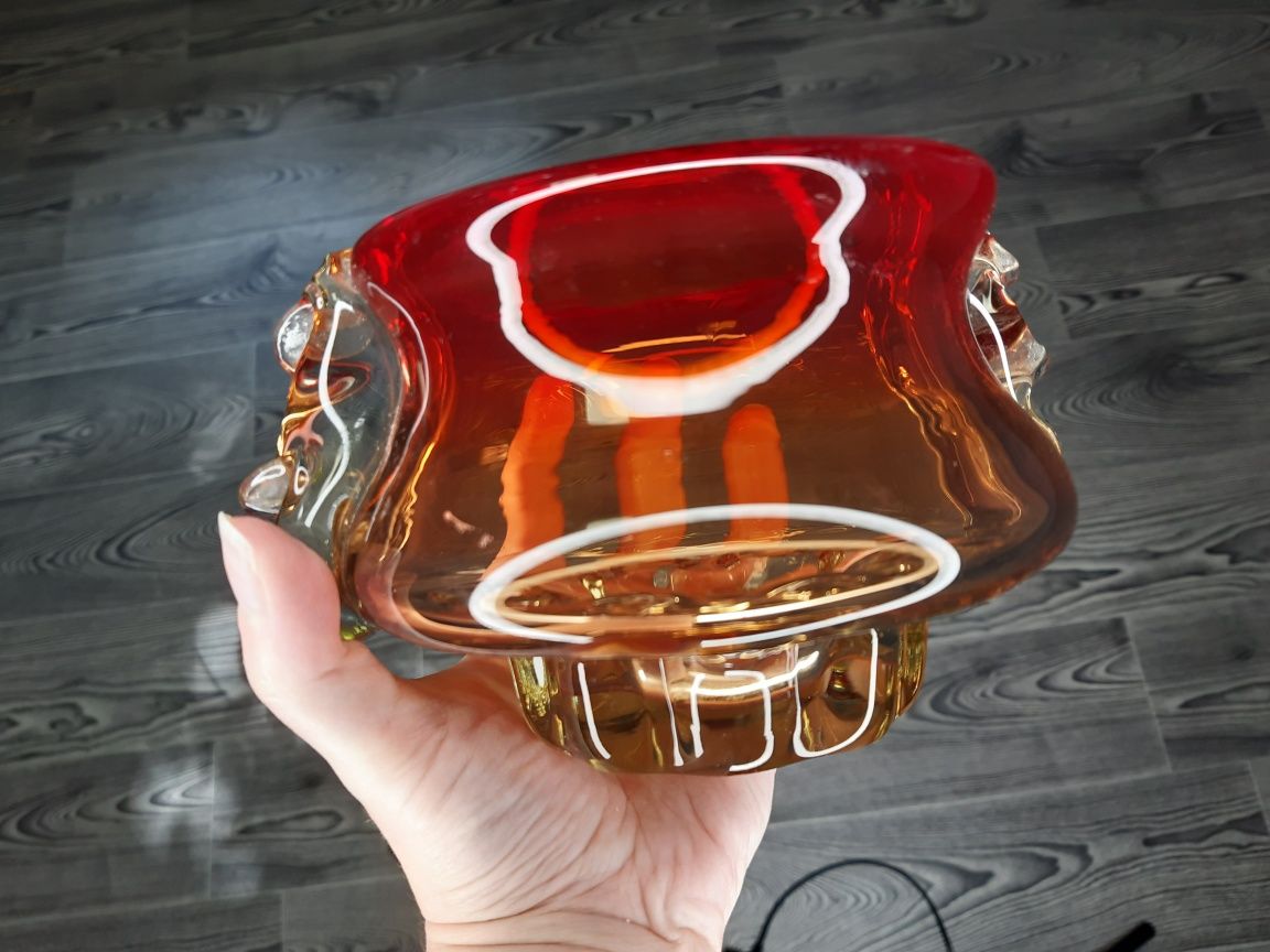 Советская ваза конфетница гутное стекло / красный градиент