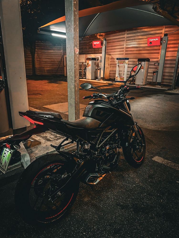 Vendo Voge 125R 2025