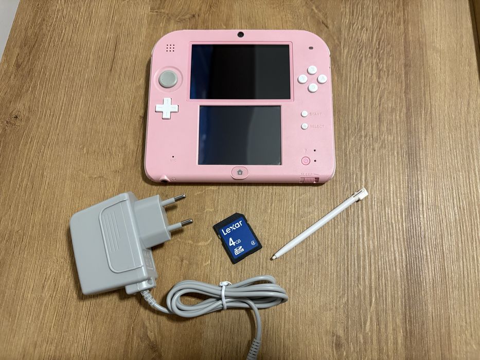 Nintendo 2DS różowa + akcesoria