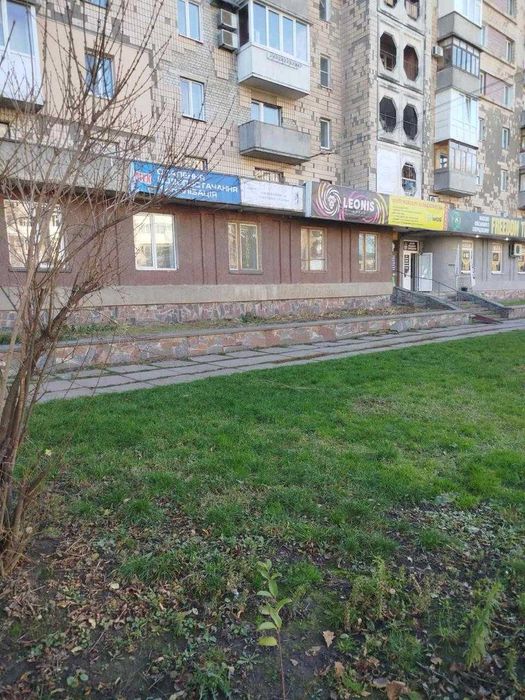 Фасад, 1 пов, окремий вхід, 251.2 м2, Житомир, вул. Київська 74