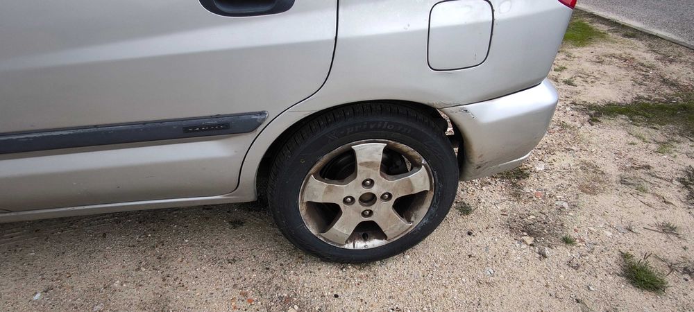 Mitsubishi Space star para peças