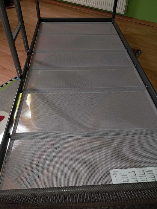 Łozko pietrowe bez materacy