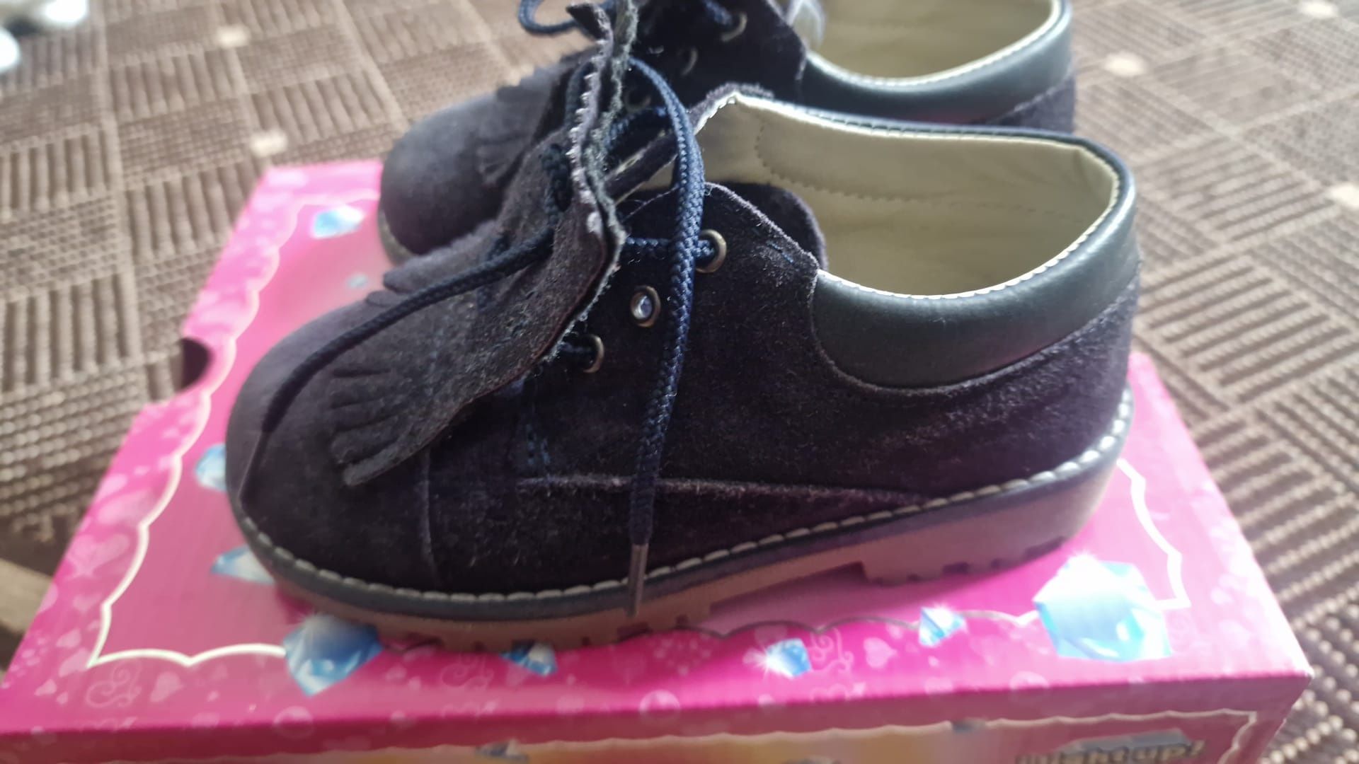Sapatos criança 26