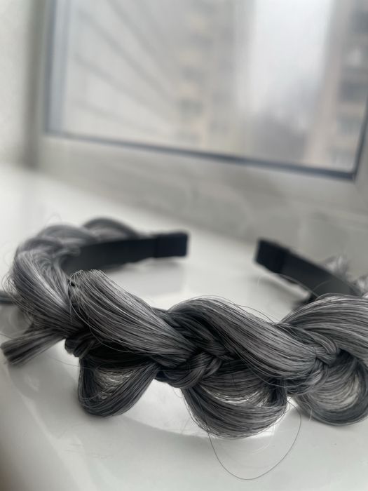 Обруч на волосся