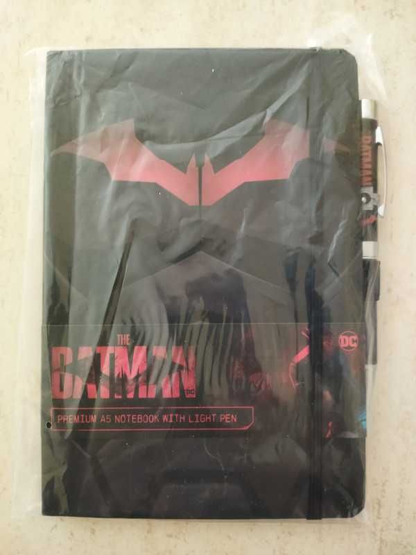 DC The Batman - Premium A5 Notebook with Light Pen