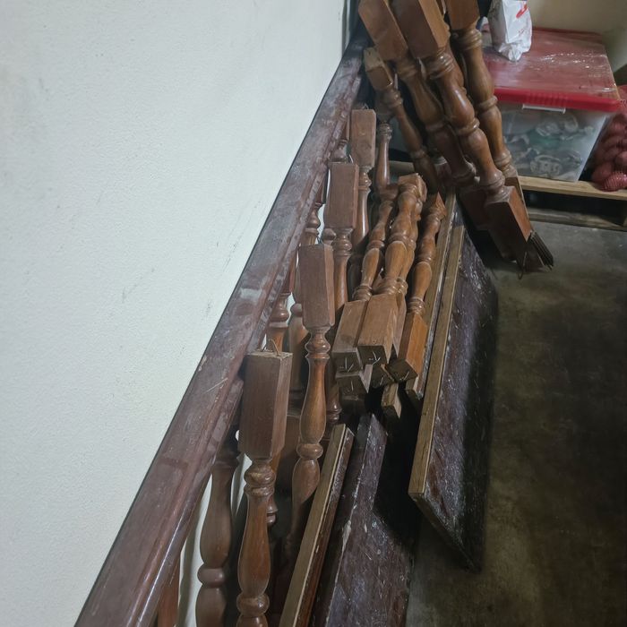 Conjunto corrimão madeira