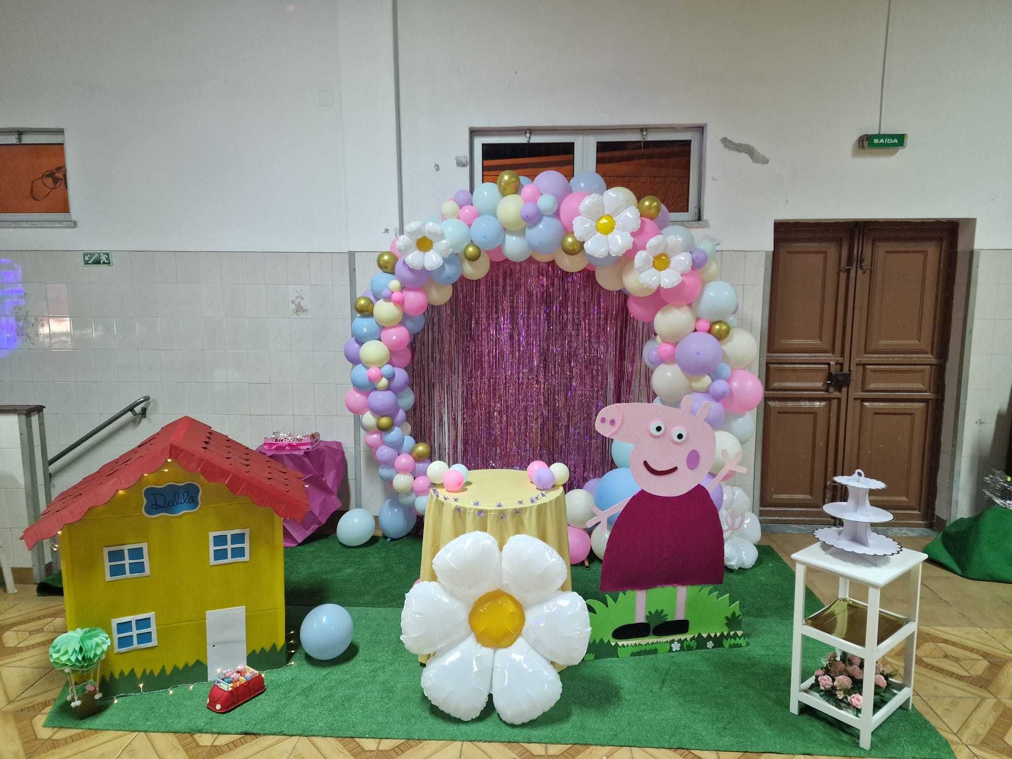 Decoração de festas e pinhatas