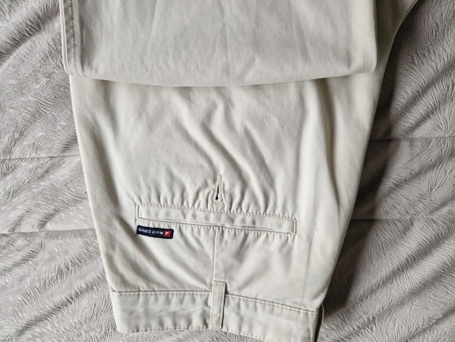 Calças Marlboro e Mike Davis