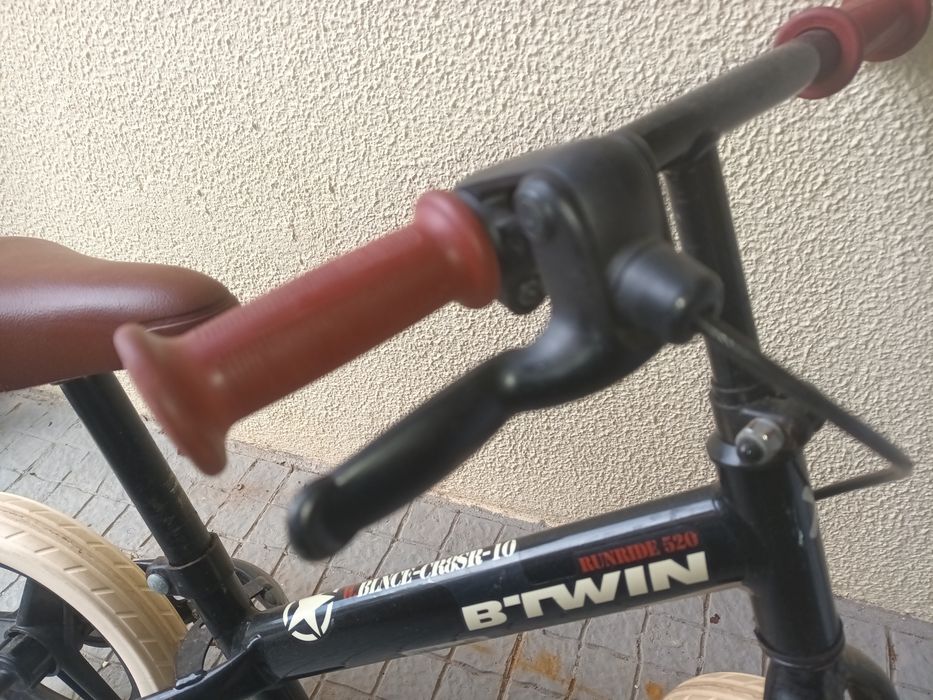 Bicicleta criança (semi-nova)