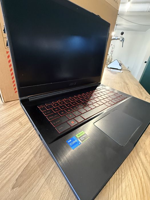 Laptop MSI GF63 15.6 8GB/512GB Intel Core i5 RTX 3050