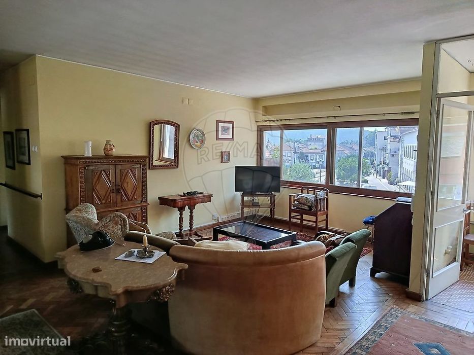 Apartamento T4 para venda