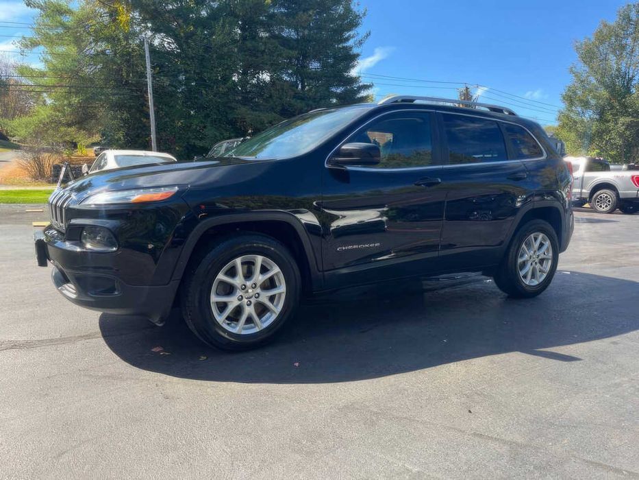 Jeep Cherokee Latitude      2017