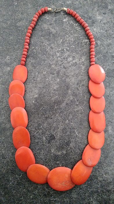 Korale wyprzedaż kolekcji biżuterii