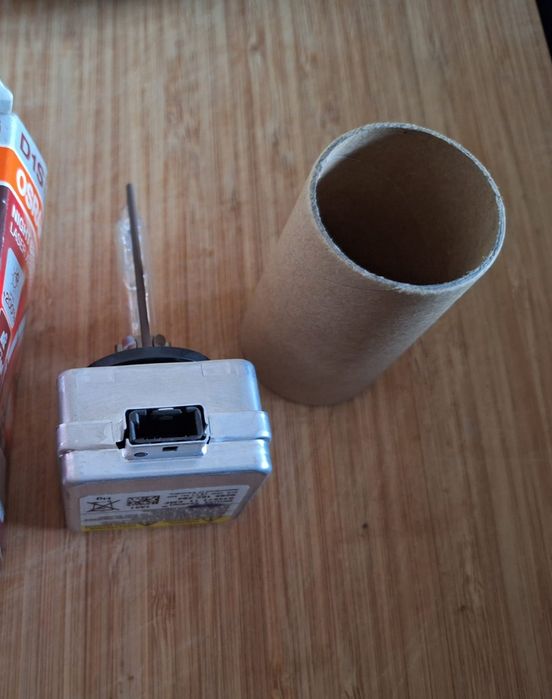 żarówka ksenonowa  Philips XenStart D1S 35W.