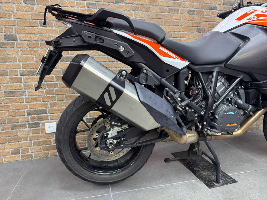 KTM 1290 Super Adventure S NOV 17 37 mil Kms
