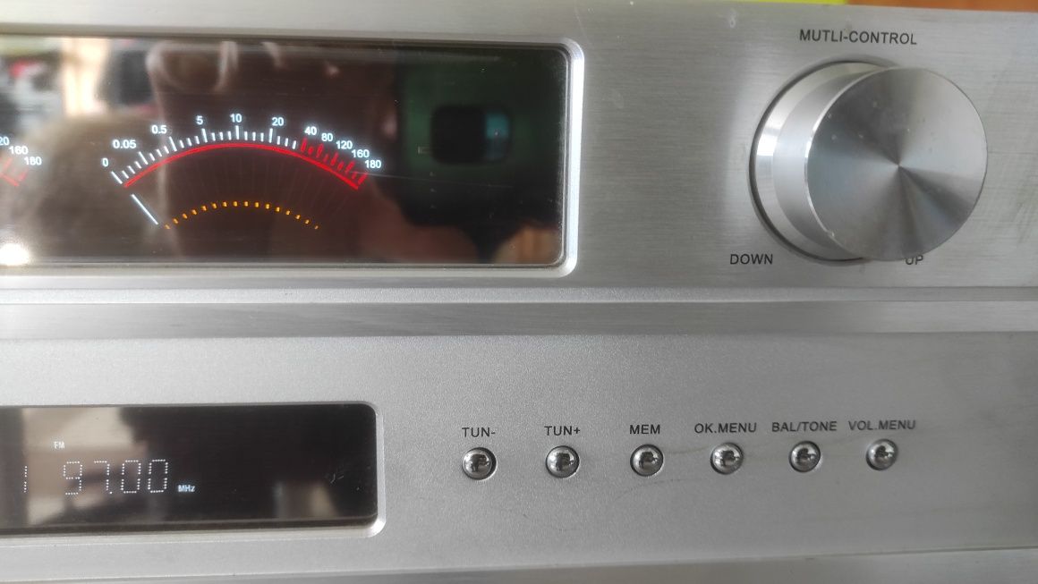 Amplituner Me Voice AV-550. karaoke.
