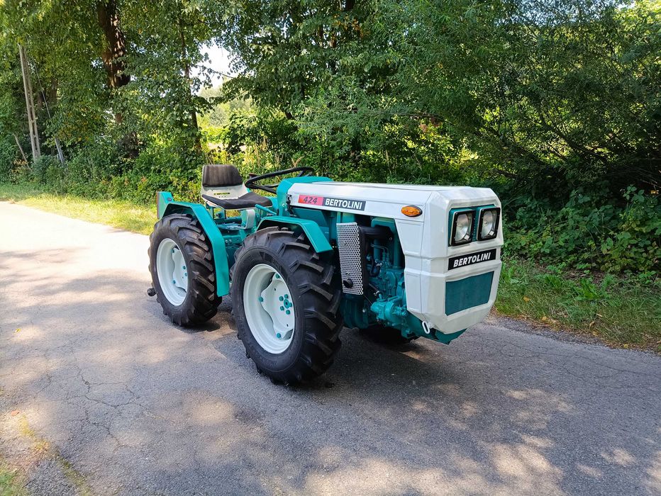 Ciągnik ogrodniczy BERTOLINI 424 4x4 ogrodniczy sadowniczy górski