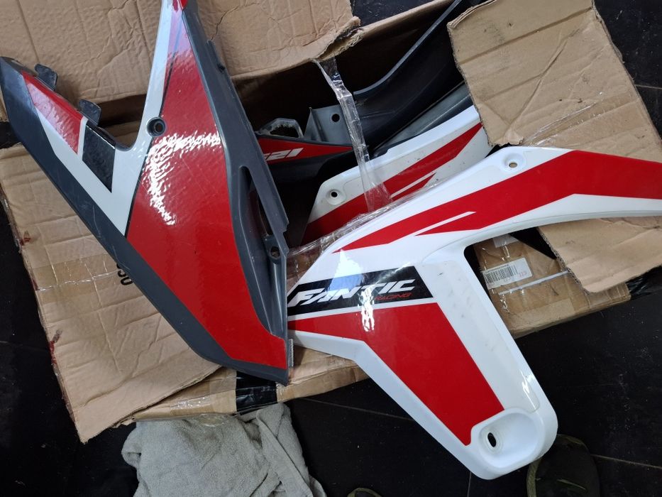 Kit plasticos originais fantic 125