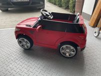 Dzieciecy samochodzik elektryczny na pilota do 20kl.