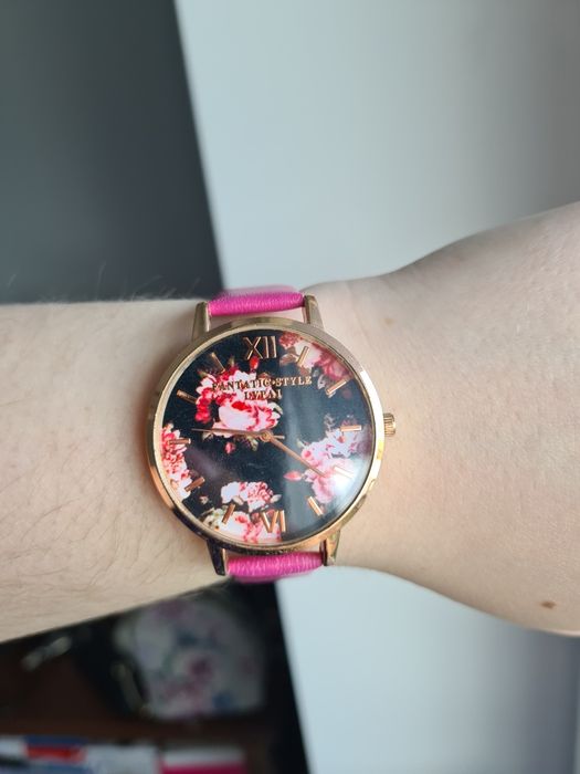 Zegarek damski na pasku różowy fuksja kwiaty