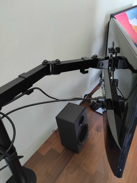 Monitor LG 24mp68vq + suporte