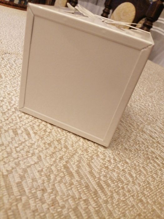 Świecznik biały, metalowy