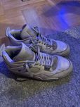 Bury Air jordan 4