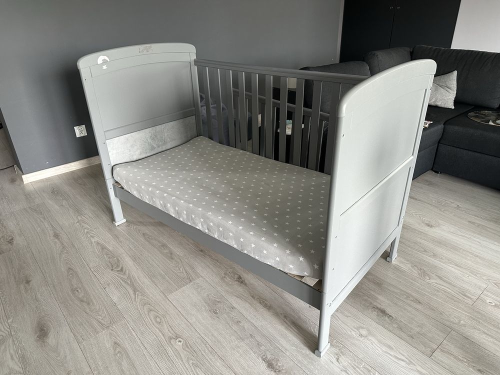Łóżeczko dziecięce 140x70 stan b. dobry-