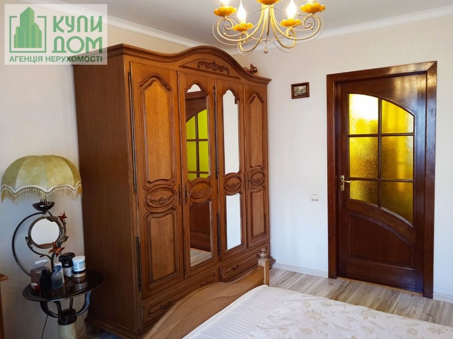 Продам 3-кімнатну квартиру на вулиці Островського Кропивницький