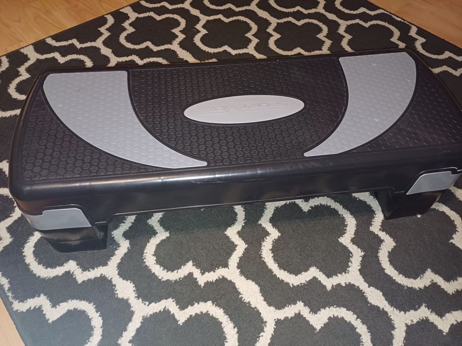 Step do ćwiczeń dwustopniowy