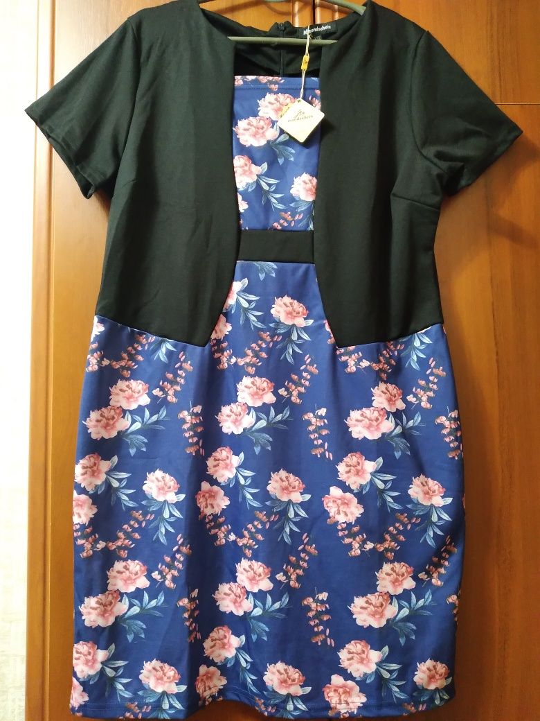 Плаття фіолетове у квітах XL,XXL розмір