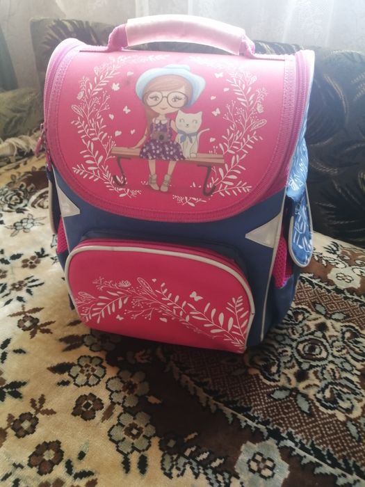 Портфель для девочки
