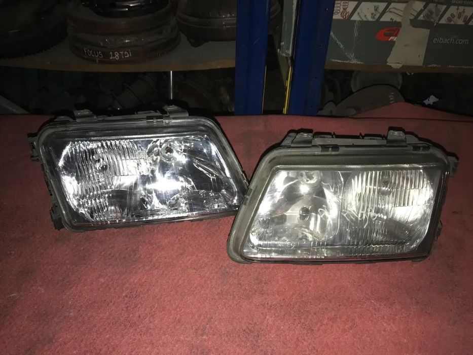 ÓTICAS / FARÓIS DA FRENTE AUDI A3