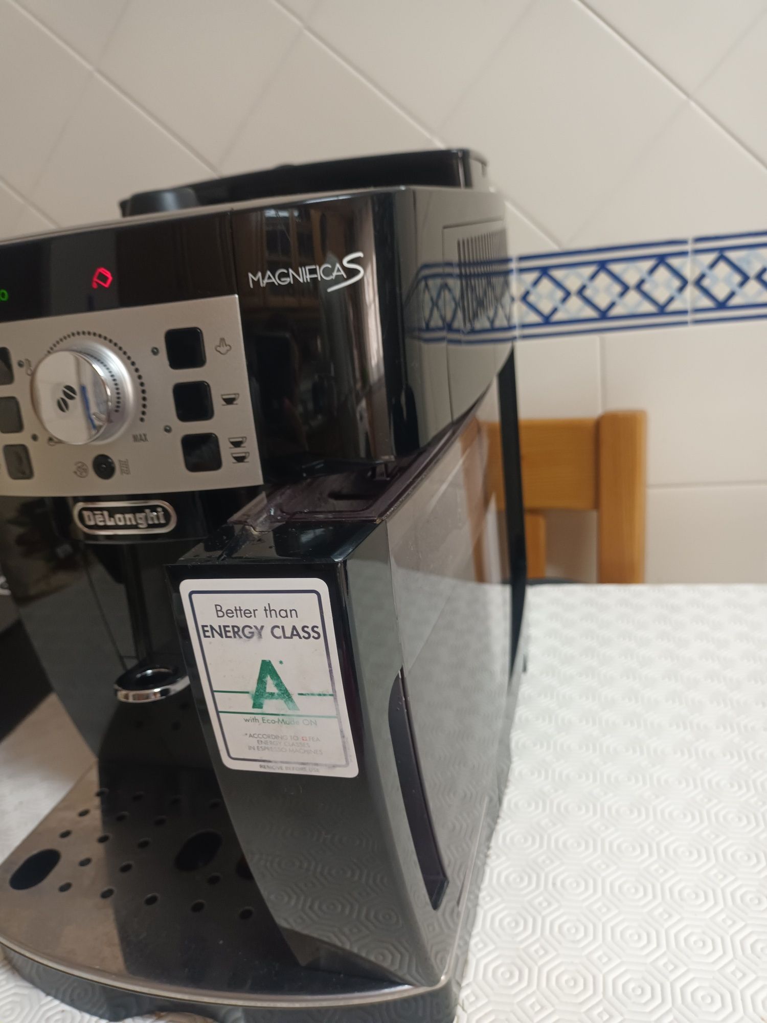 Maquina Café Automática Delonghi Magnifica S