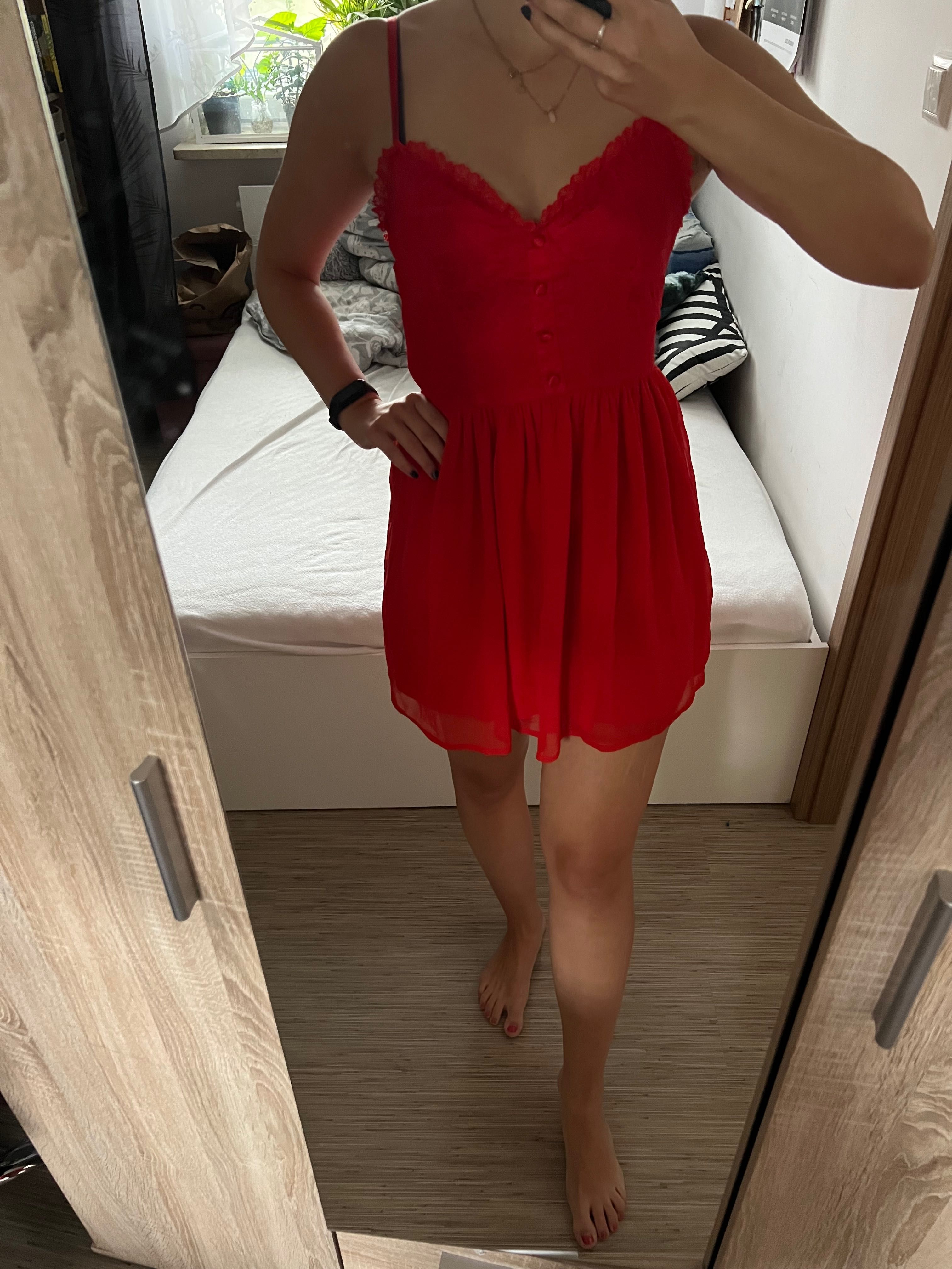 Czerwona sukienka H&M 38