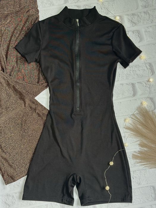 Ромпер на змейке