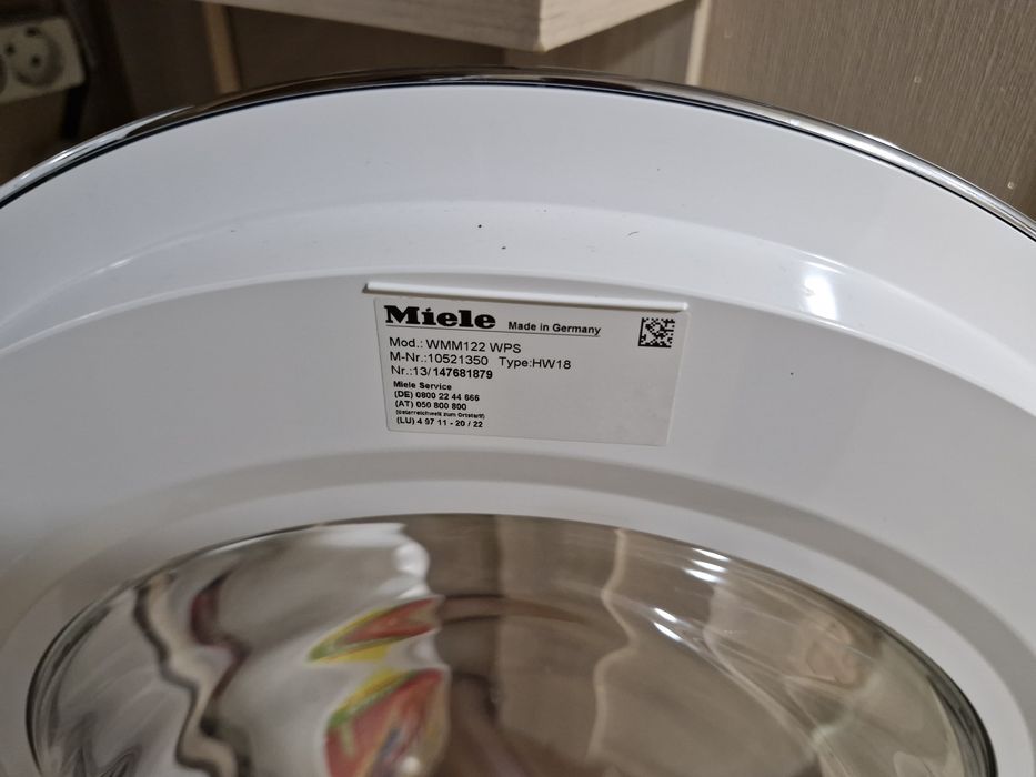 Продам пральну машину Miele WMМ 122 WPS