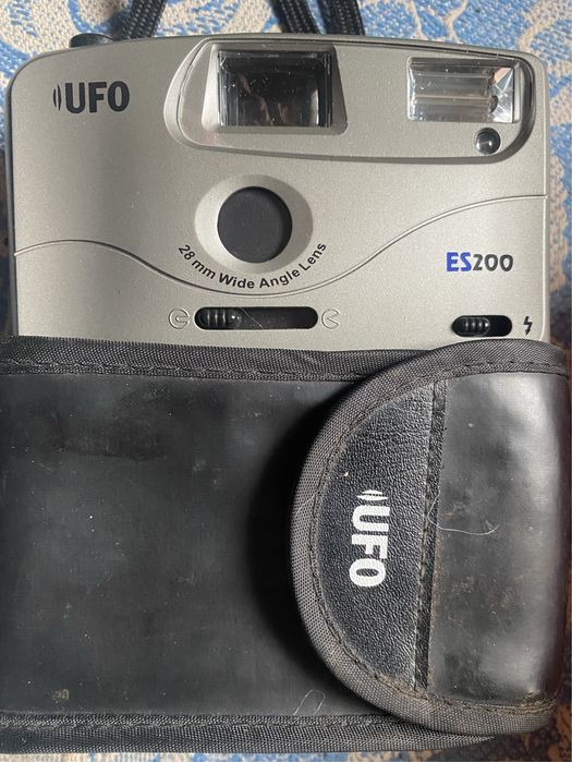 UFO ES200 плівковий фотоапарат