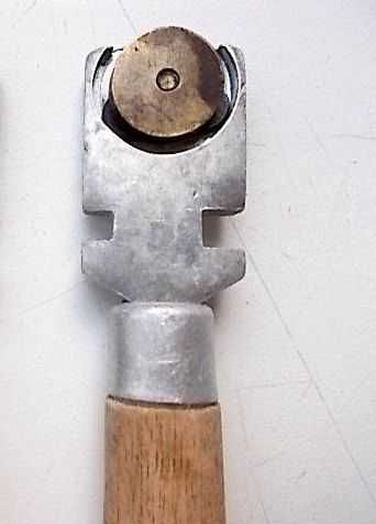 инструмент Стеклорез роликовый из твердого сплава из ссср