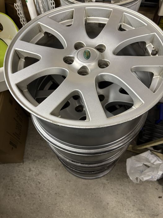 Комплект оригінальних дисків Land Rover 5/120 r19