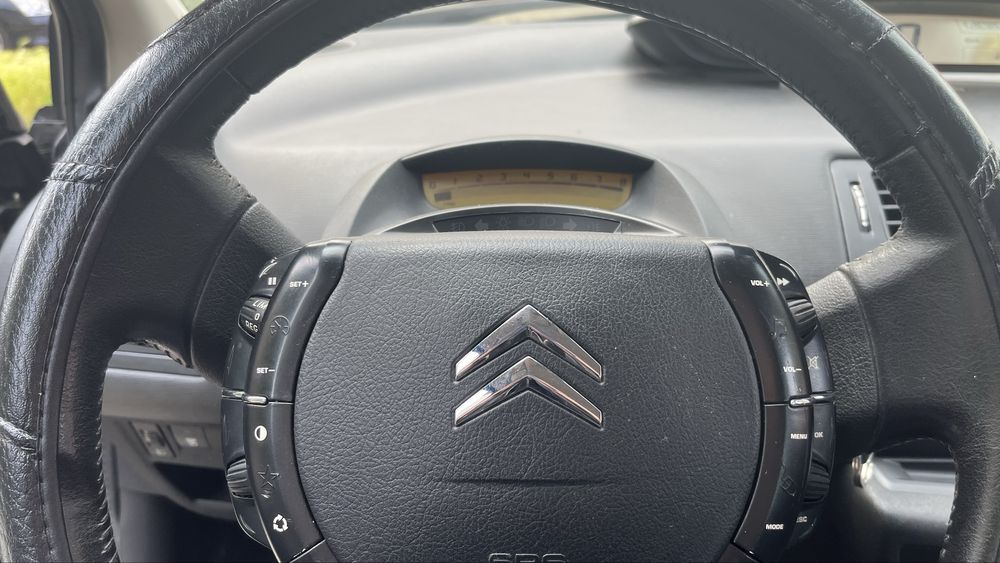 Citroen C 4.
