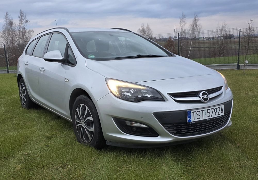 Opel Astra J sports Tourer 2015 1.6CDTI
