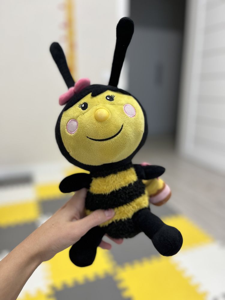 Мягкие игрушки пчелы/бджілки Мая и Вилли