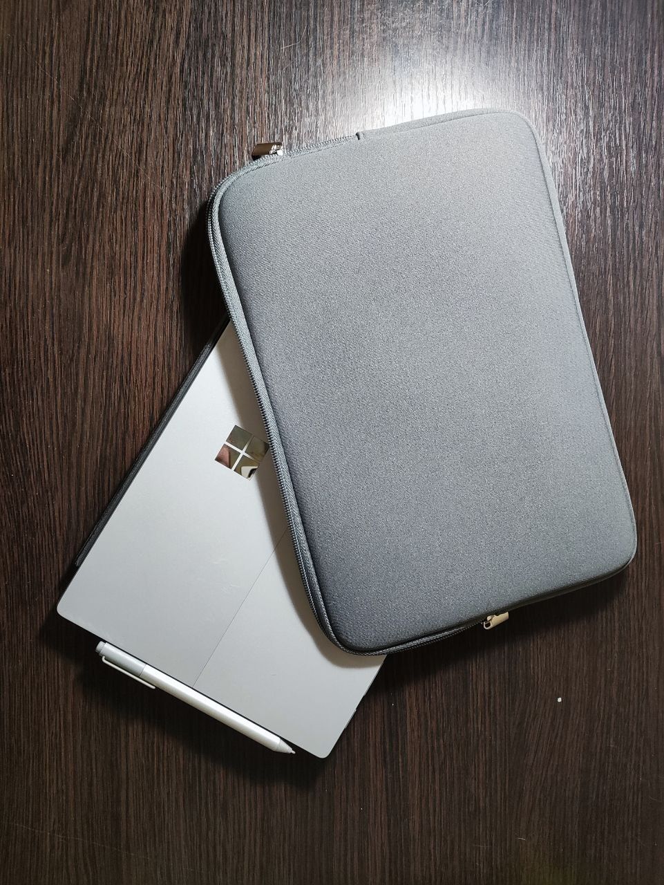 Surface pro 4 4/128 + клавіатура + стилус + оригінальний блок живлення
