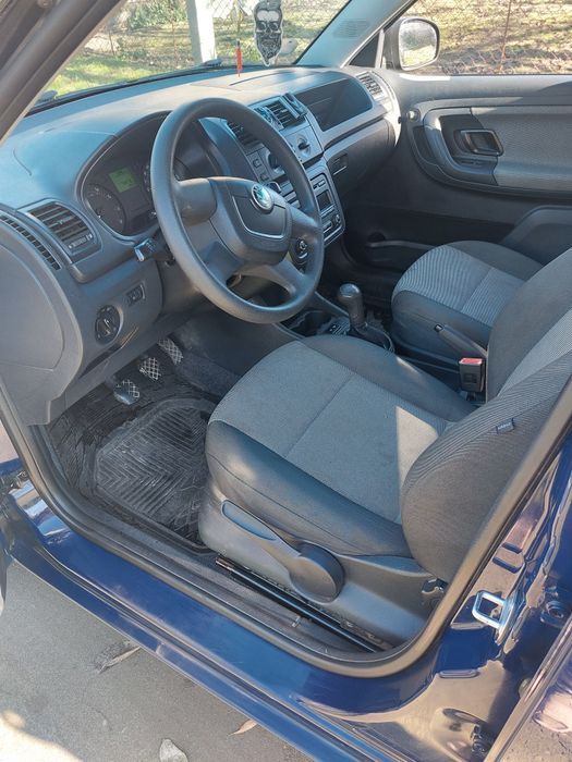 Skoda fabia 2011
