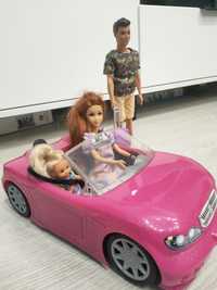 Samochód Barbi z akcesoriami